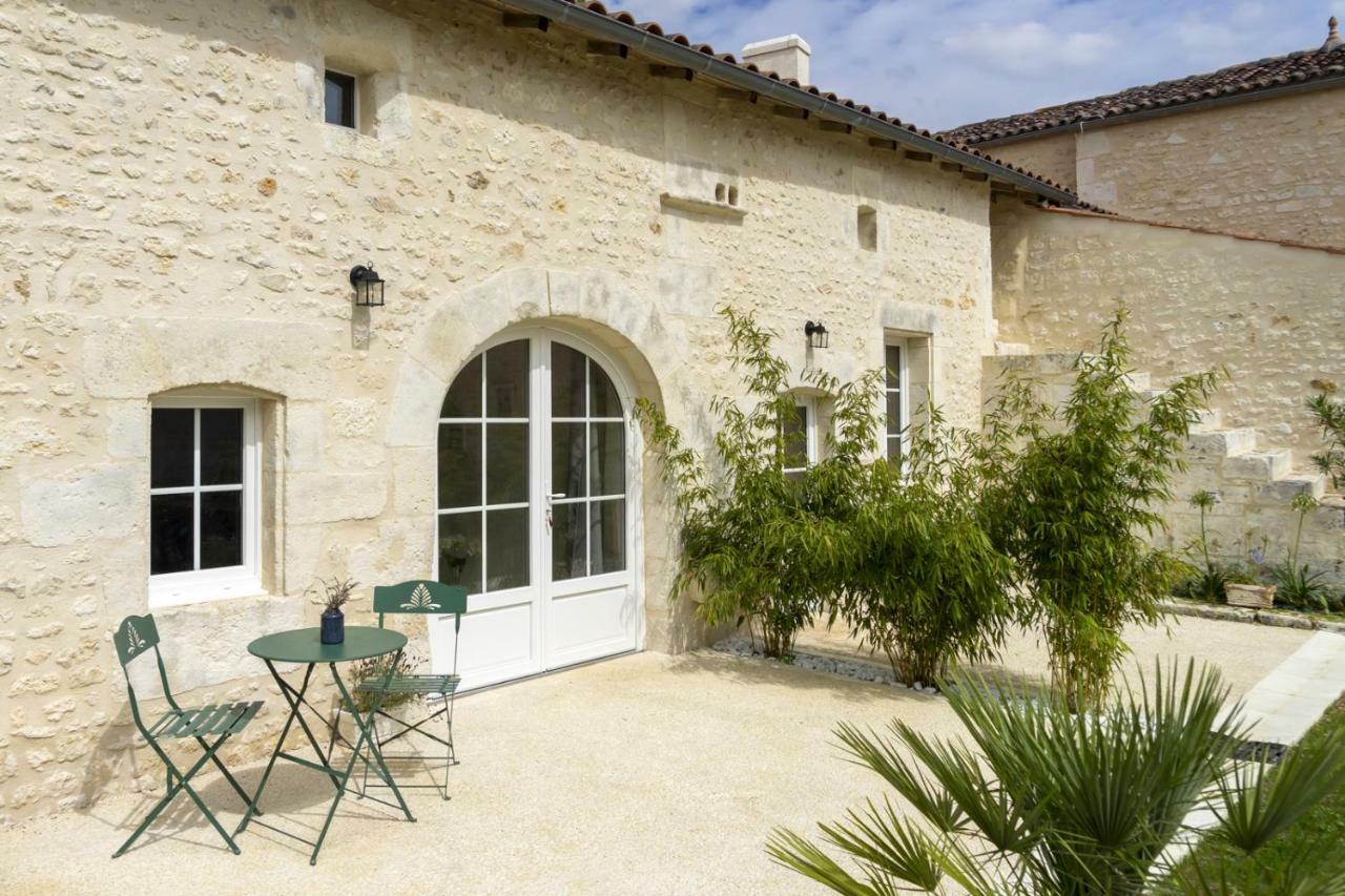 Le Clos De Tesson Luaran gambar