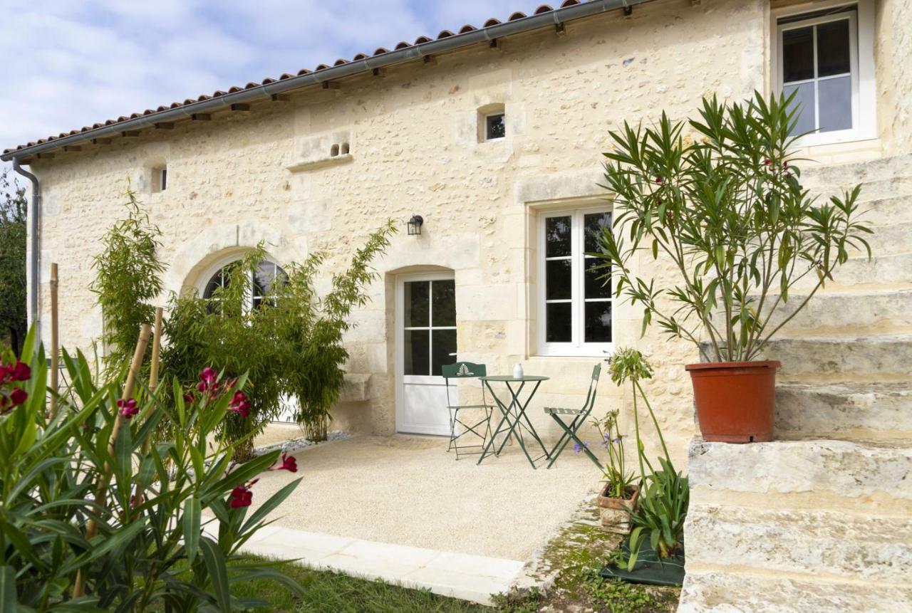 Le Clos De Tesson Luaran gambar